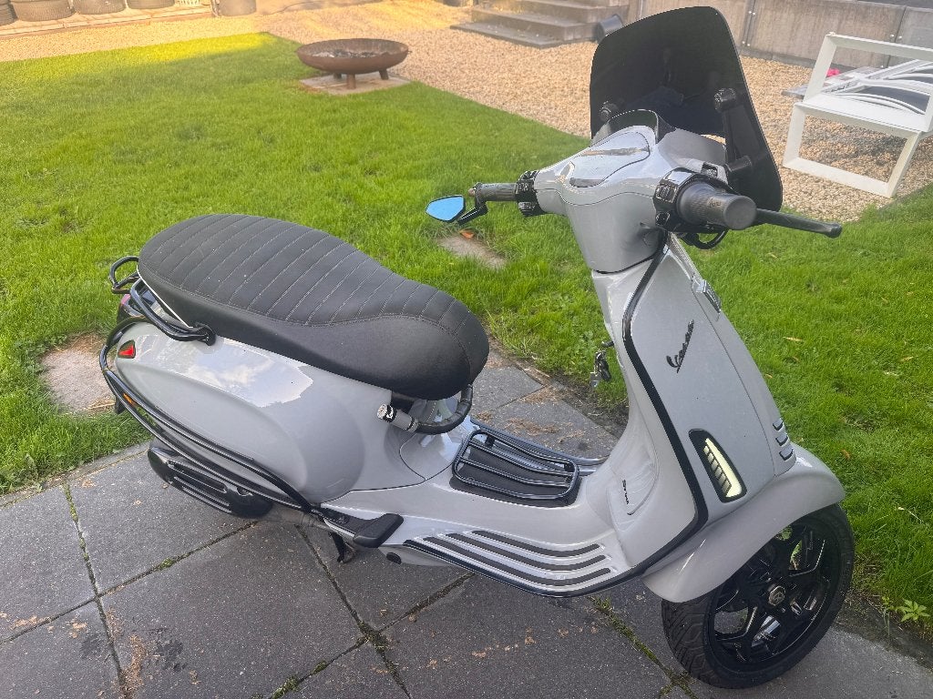 Hele mooie VESPA Sprint NARDO 4T met MP3 velg 2018, Ophalen, Maximaal 45 km/u, Vespa S, Zo goed als nieuw