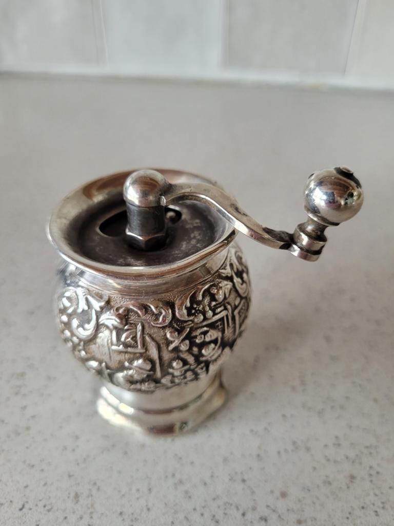 Antieke Peugeot Frères Pepermolen - Zilverkleurig, Ophalen of Verzenden