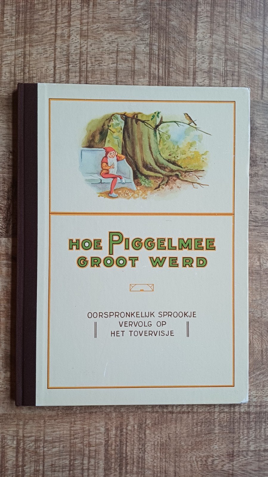 2 sprookjesboeken, van het Tovervisje en hoe Piggelmee groot, Ophalen, Zo goed als nieuw