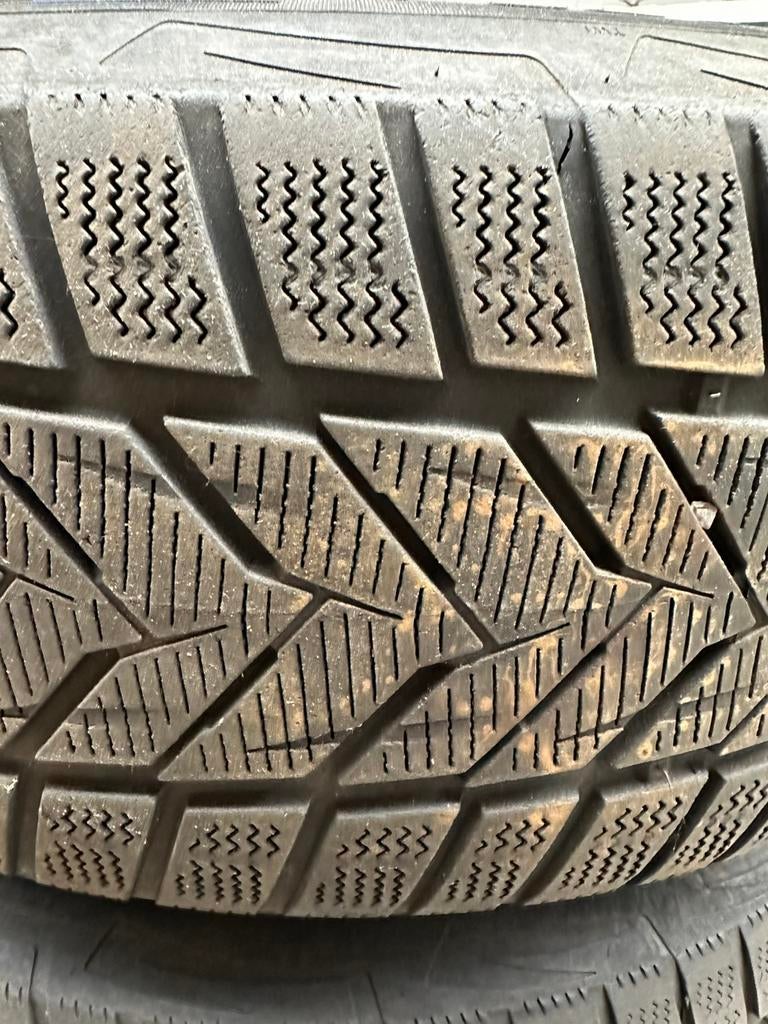 winterbanden Volvo XC90, Auto-onderdelen, Banden en Velgen, 18 inch, Banden en Velgen, 235 mm, Winterbanden