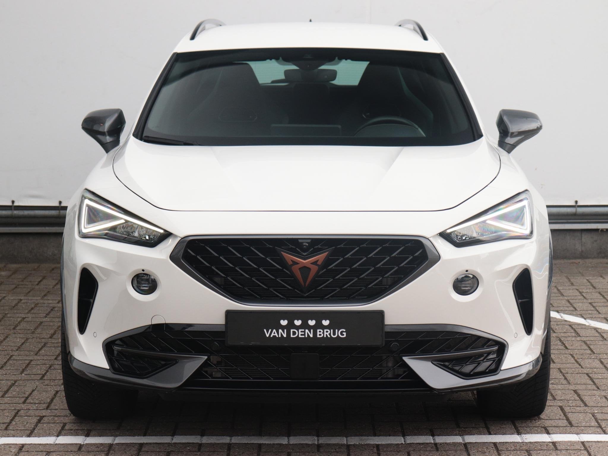 CUPRA Formentor 1.4 e-Hybrid 245 pk VZ Performance | 360 c, Auto's, Stof, Gebruikt, 4 cilinders, Formentor