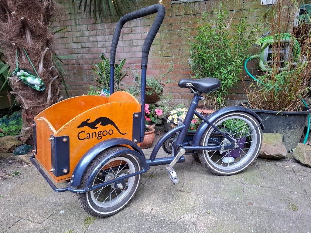 Kinderbakfiets Cangoo te koop, Fietsen en Brommers, Ophalen, Terugtraprem, Cangoo, Zo goed als nieuw