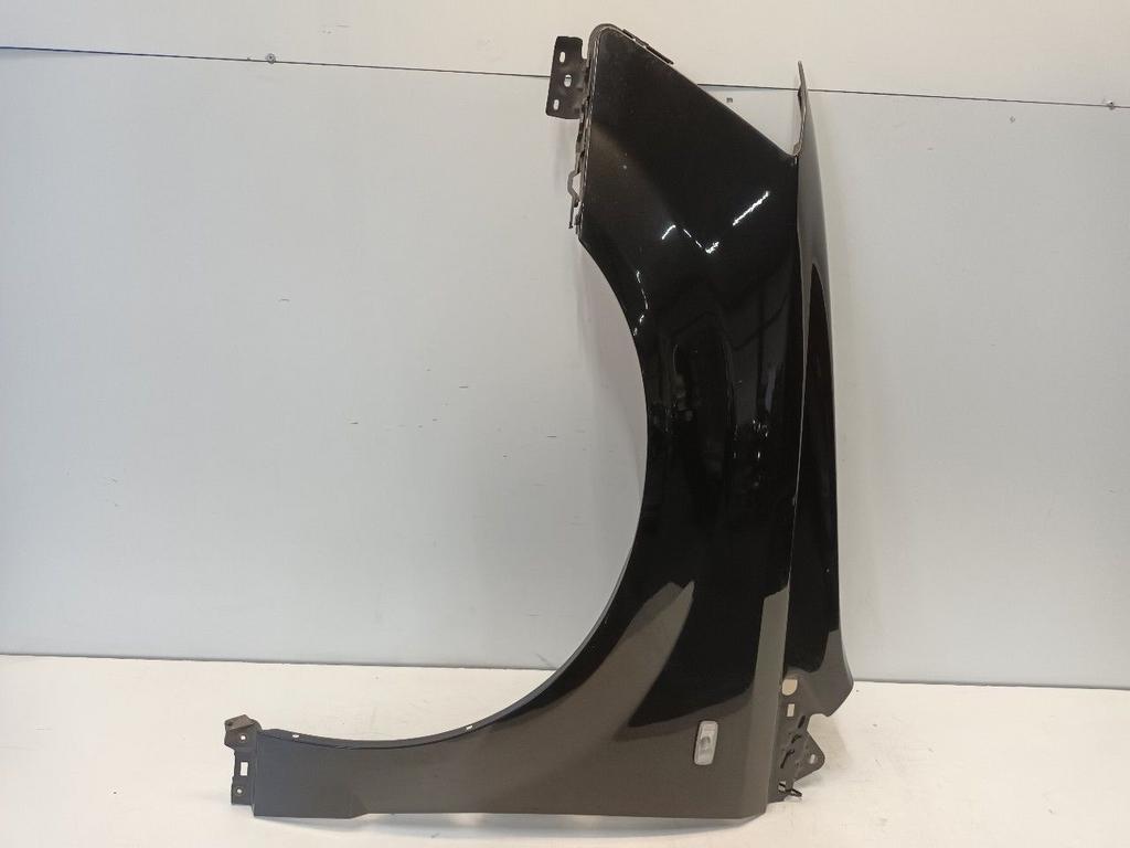 Voorscherm links Lancia Voyager, Auto-onderdelen, Onderdelen@venauto.nl, Van der Ven Autorecycling B.V., Gebruikt, Ettenseweg 76, 4706 PB Roosendaal, The Netherlands