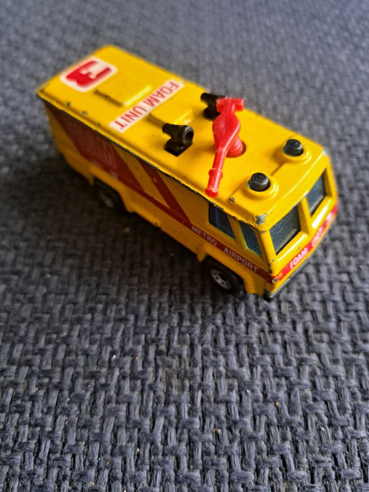 Matchbox thailand model command vehicle, Gebruikt, Thailand, Ophalen of Verzenden, N.b