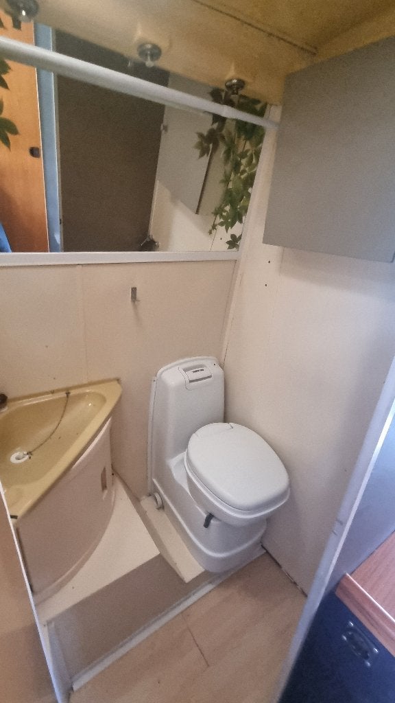 Badkamer camper thetford toilet toilet ruimte kastje etc, Ophalen