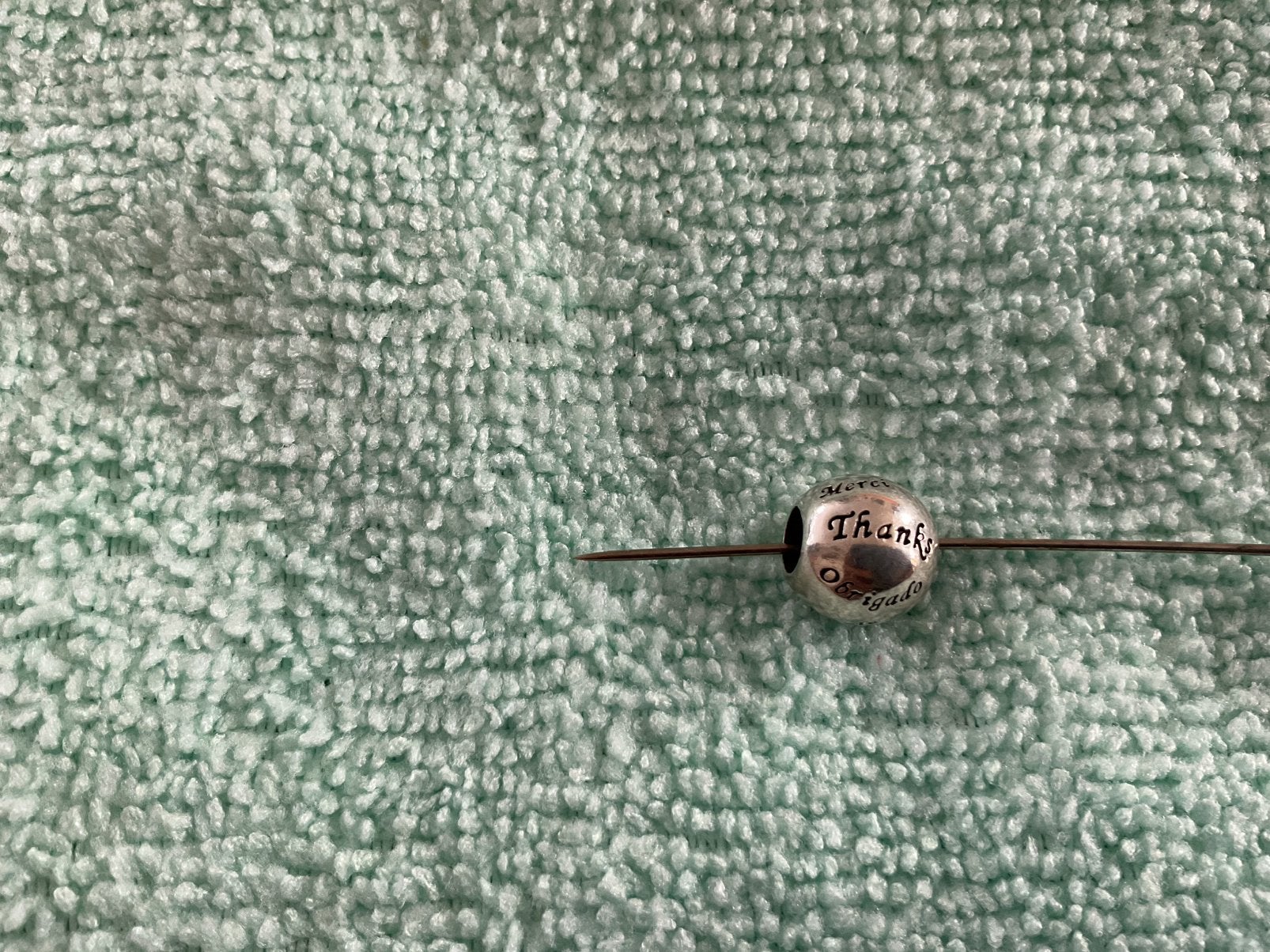 Pandora Bedel Groet in verschillende Talen, Ophalen of Verzenden, Zo goed als nieuw, Zilver, Pandora