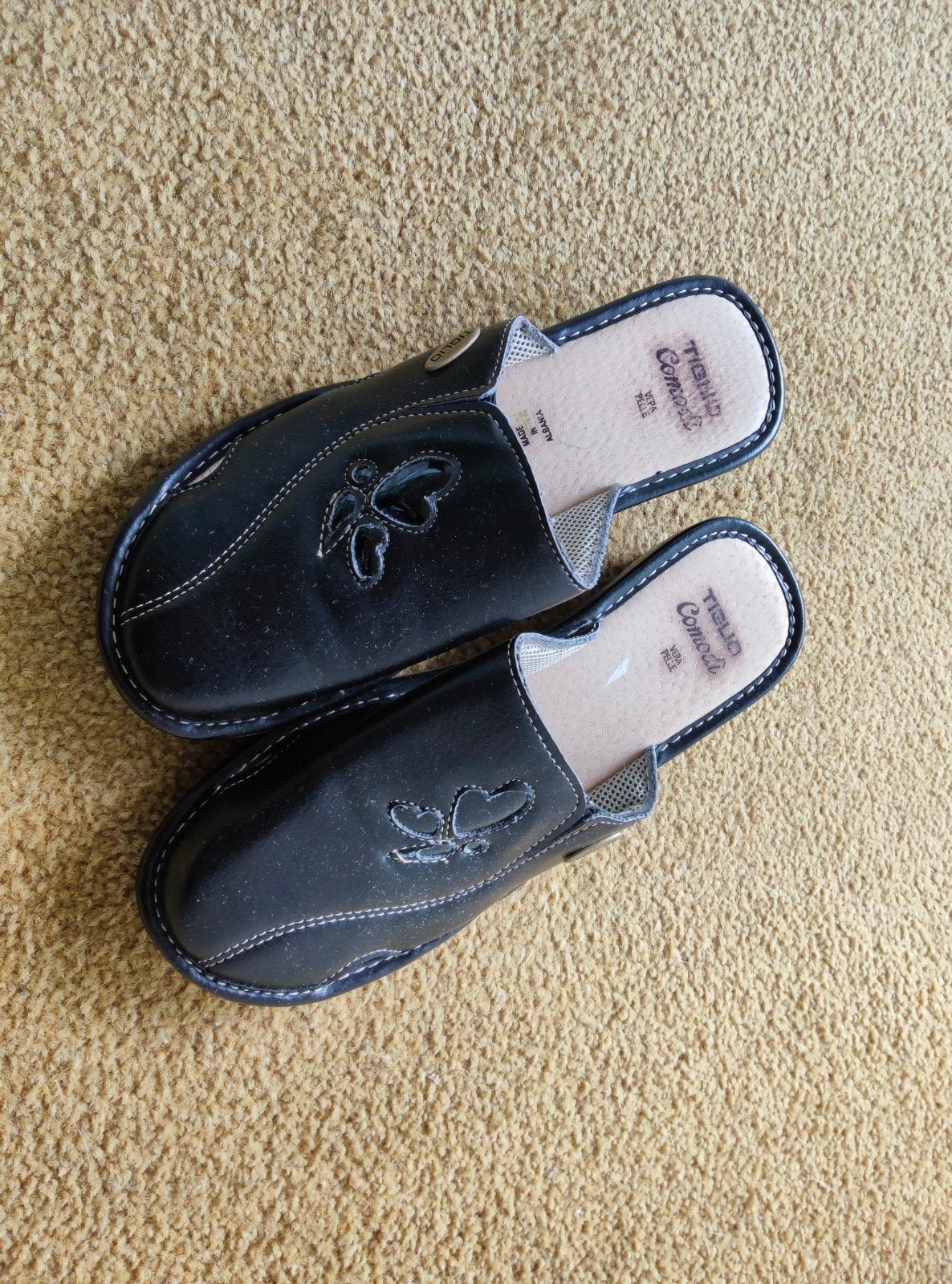 Dames slippers
Kleur zwart
Maar 38
Nieuw, Ophalen of Verzenden, Nieuw, Zwart