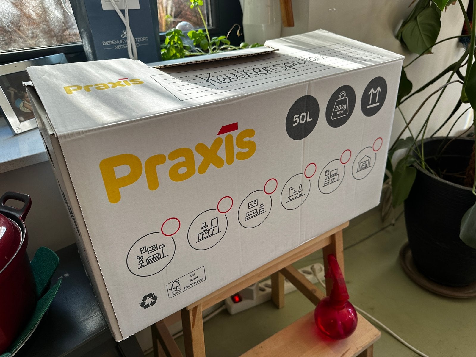 Verhuisdozen Praxis, 1x gebruikt, Ophalen, Doos, 50 tot 75 cm, Zo goed als nieuw