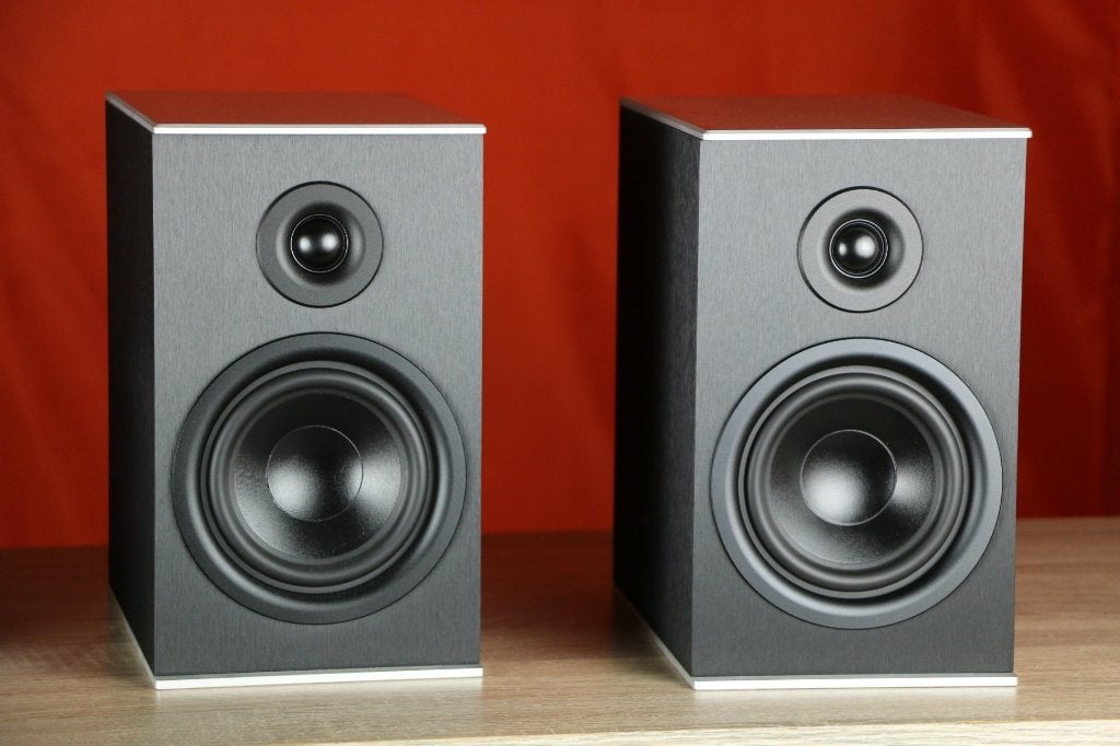 T+A R10 / T A R 10 TRADE.INRUIL - Veel speakers hier! Leuk., Audio, Tv en Foto, Luidsprekers, Zo goed als nieuw, Front, Rear of Stereo speakers