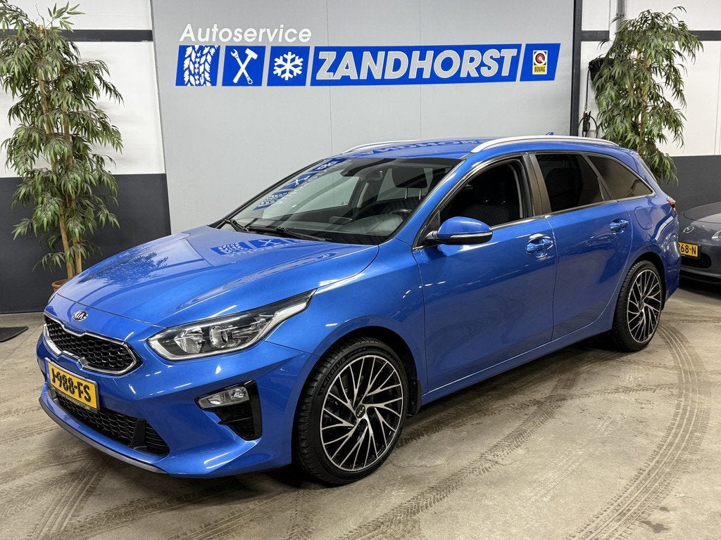 Kia Ceed Sportswagon 1.4 T-GDi DynamicLine // Autom. Stoelve, Auto's, Kia, Stof, Euro 6, 4 cilinders, Blauw