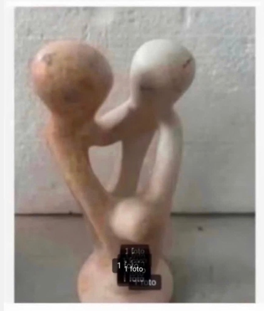 Brocante beeld, steen, man/vrouw/kind, 12 cm, Verzamelen, Beelden en Beeldjes, Ophalen of Verzenden, Gebruikt, Mens
