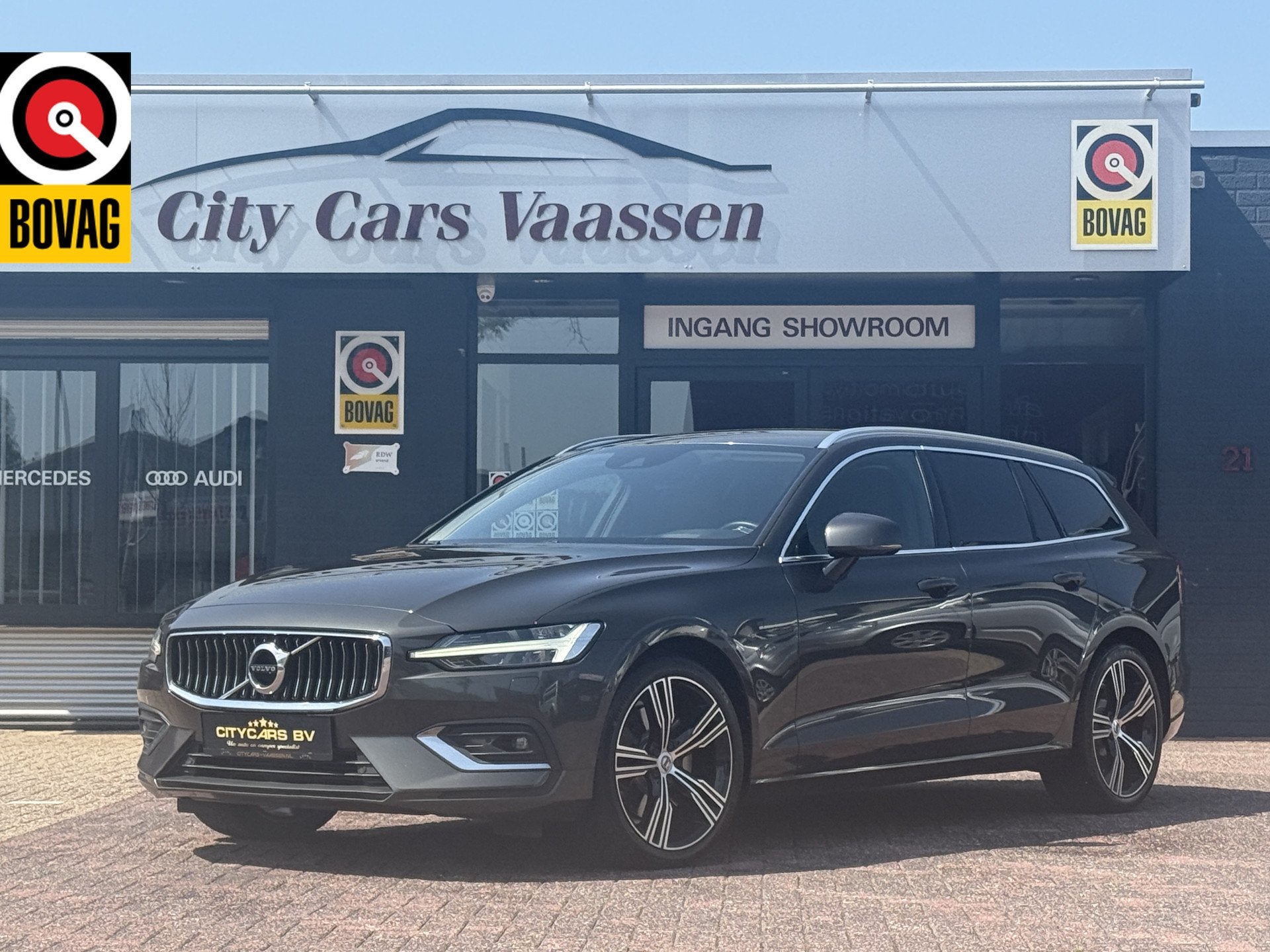 Volvo V60 2.0 T6 AWD Inscription automaat 310 pk navi climat, Auto's, Volvo, Automaat, Gebruikt, Euro 6, 4 cilinders