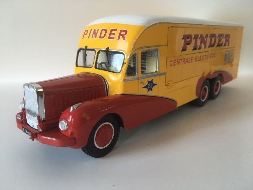 Bernard modelauto 1;43, Hobby en Vrije tijd, Ophalen of Verzenden, Zo goed als nieuw, Bus of Vrachtwagen, Overige merken