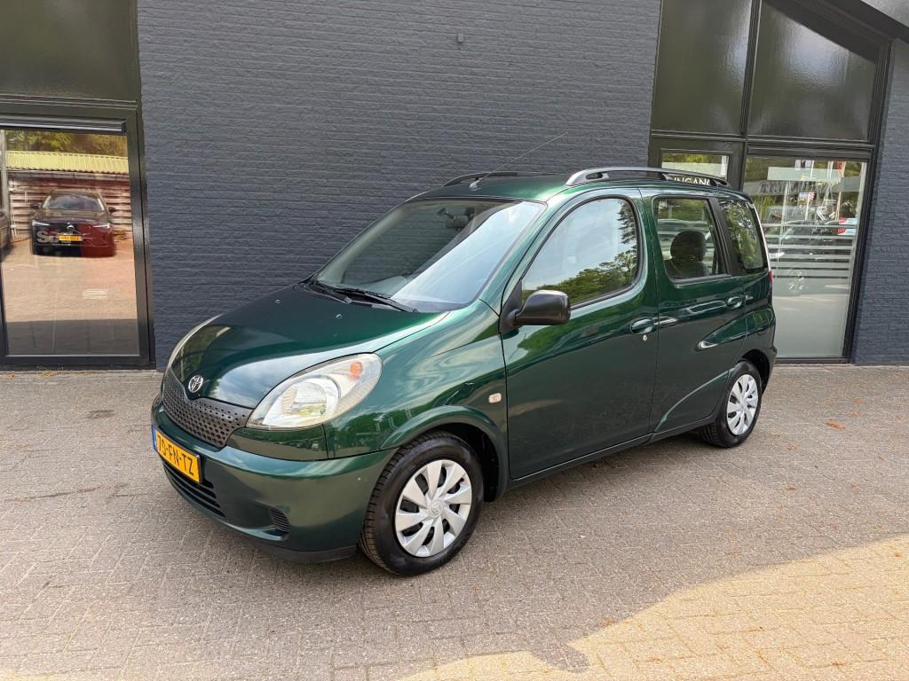 Toyota YARIS VERSO 1.5-16V VVT-I airco trekhaak, Auto's, 4 cilinders, Yaris Verso, Bedrijf, Handgeschakeld