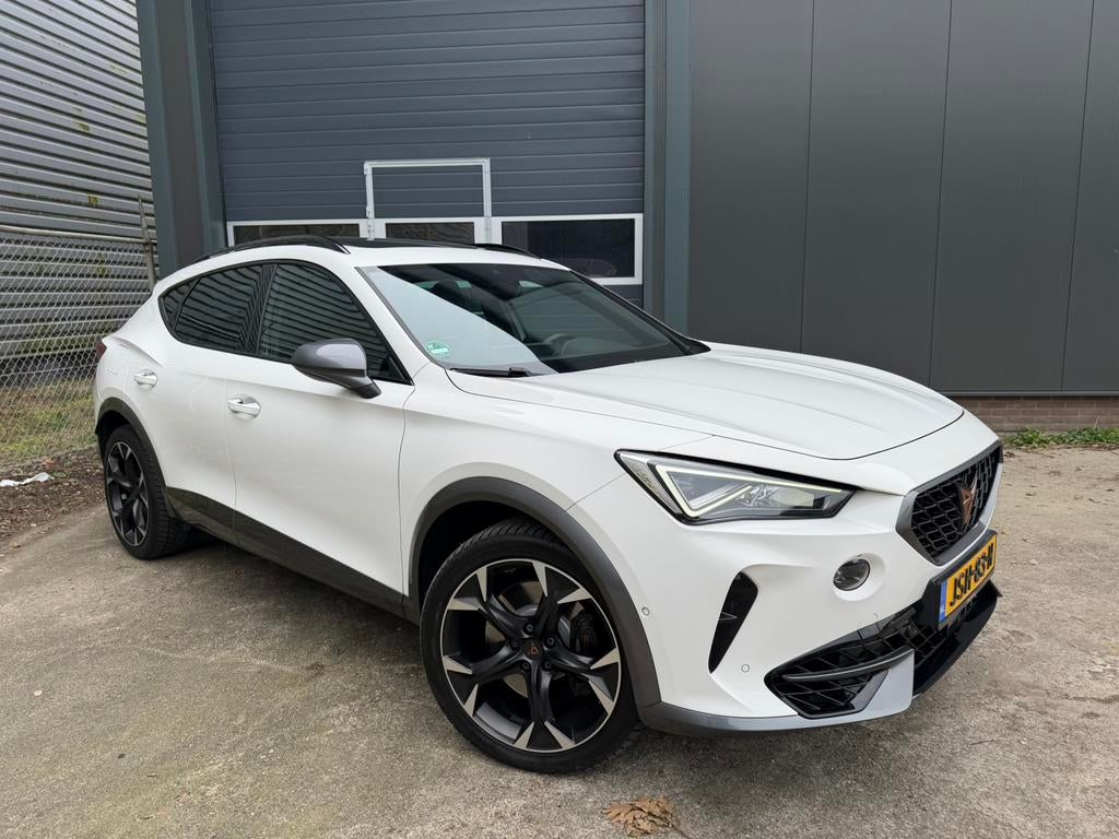 Cupra Formentor 2.0 TSI: Pano, Trekhaak, Camera, vol, 1e eig, Auto's, Cupra, Automaat, USB, 1800 kg, 4 cilinders