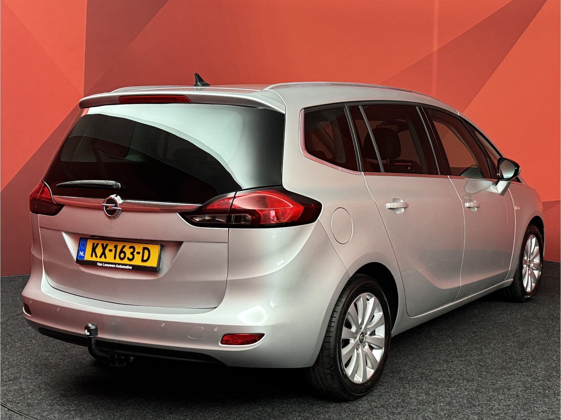 Opel Zafira Tourer 1.4 Cosmo 7 persoons | Automaat | Navigat, Auto's, Euro 5, Stof, Gebruikt, Zwart