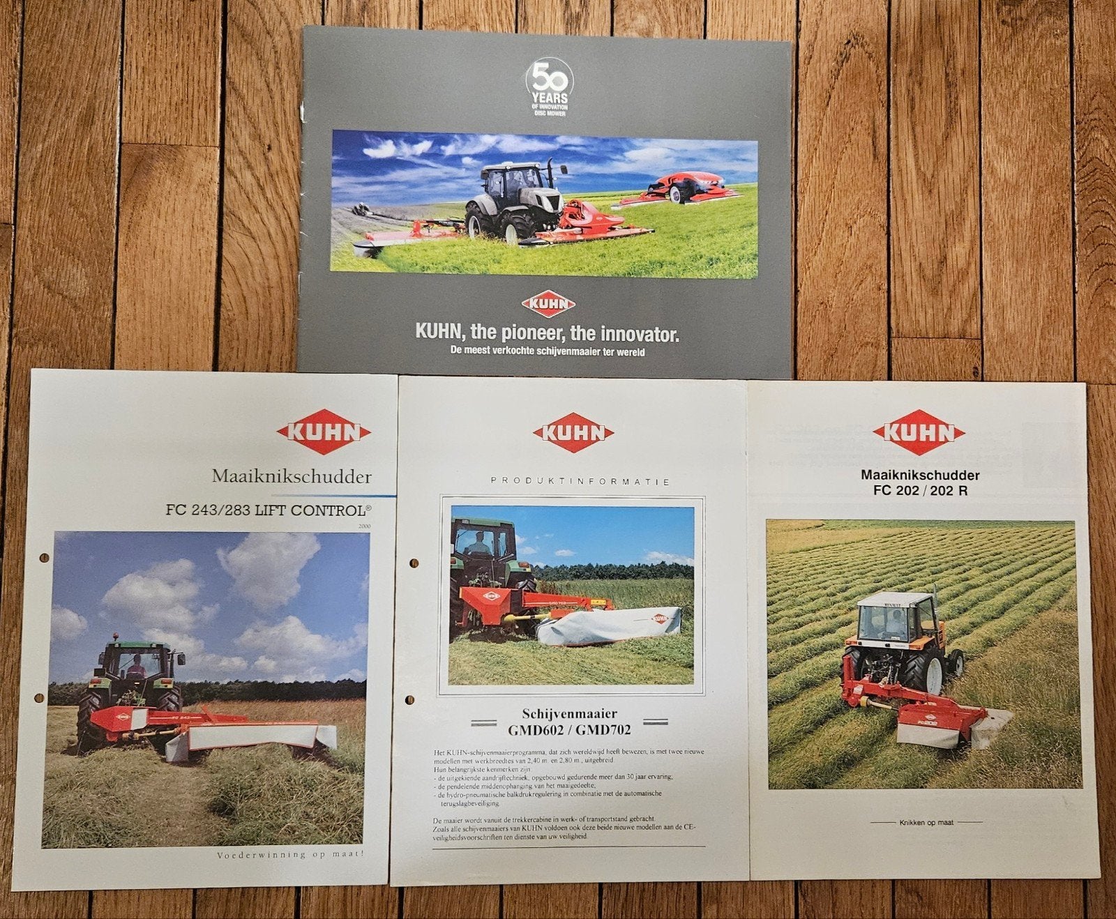 Partij Kuhn folders, Ophalen of Verzenden, Zo goed als nieuw, Folder
