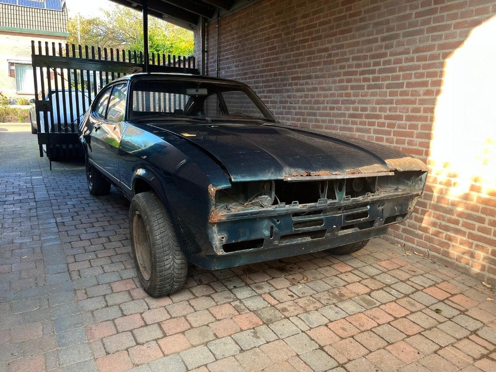 Ford Capri Mk3 V6 restauratieproject met kenteken, Ophalen, Gebruikt, Voor, Spatbord