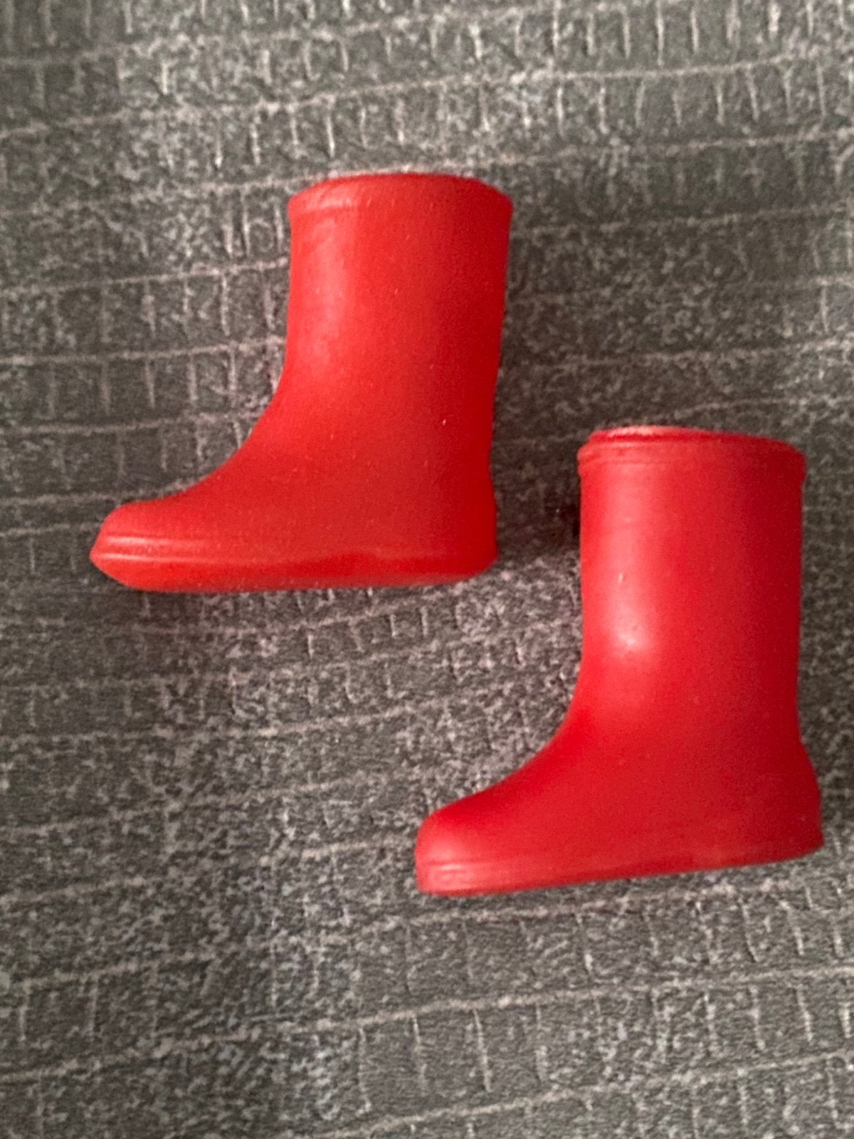 Vintage Barbie Tutti rode laarzen 65  Mattel, Verzenden, Kleertjes