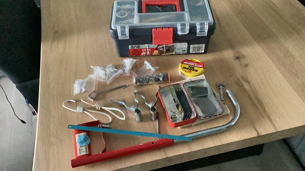 Gevulde reparatie doos, Caravans en Kamperen, Ophalen, Gebruikt