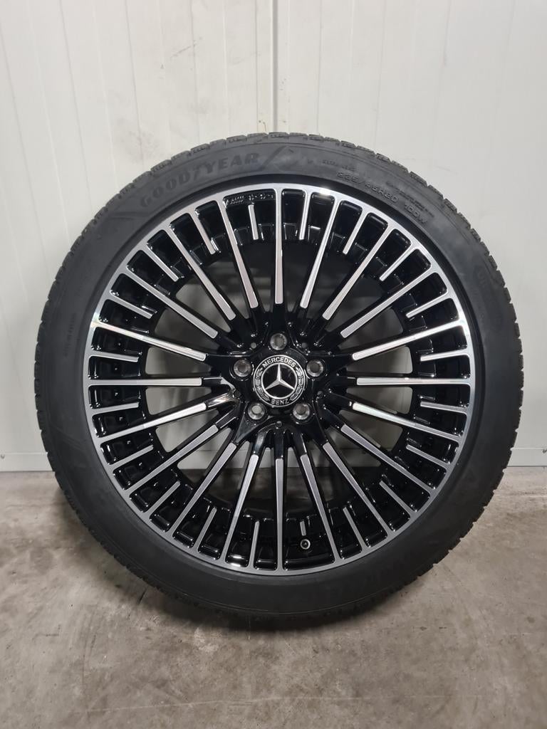20' Mercedes EQA EQB H243 X243 Velgen met winterbanden, Banden en Velgen, Ophalen of Verzenden, 235 mm, Personenwagen