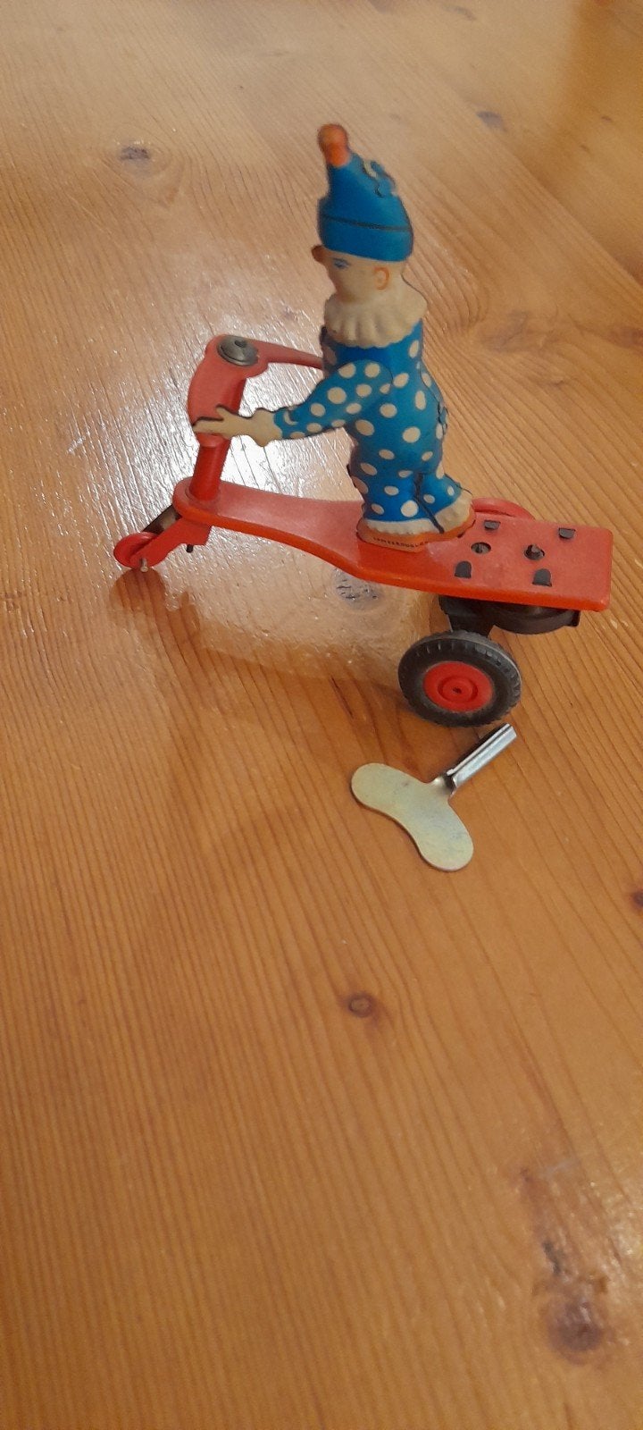 Vintage Opwindbaar Speelgoed Clown op Scooter, Ophalen of Verzenden, Gebruikt, Jongen of Meisje