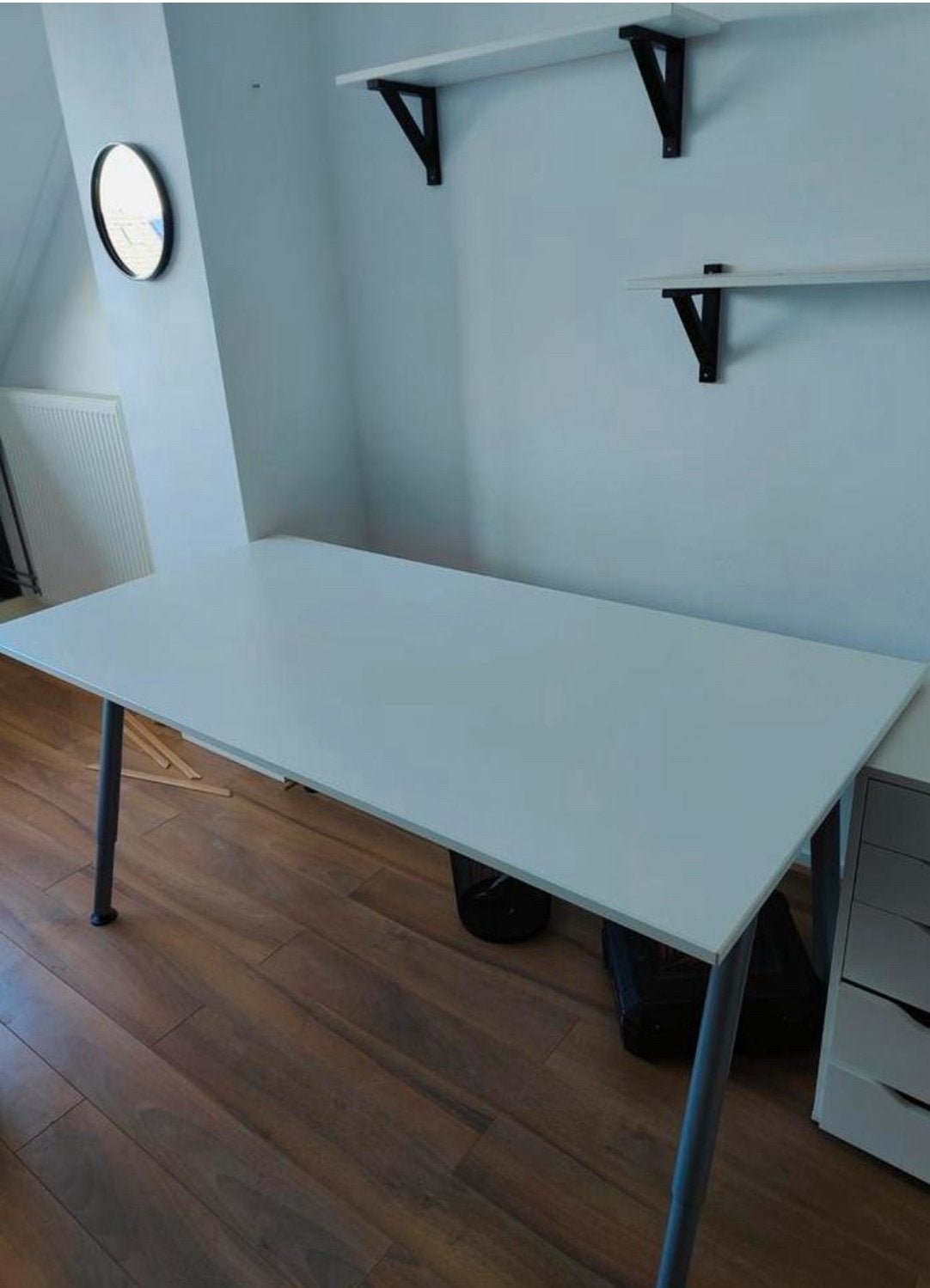 Ikea bureau wit, Ophalen of Verzenden, In hoogte verstelbaar