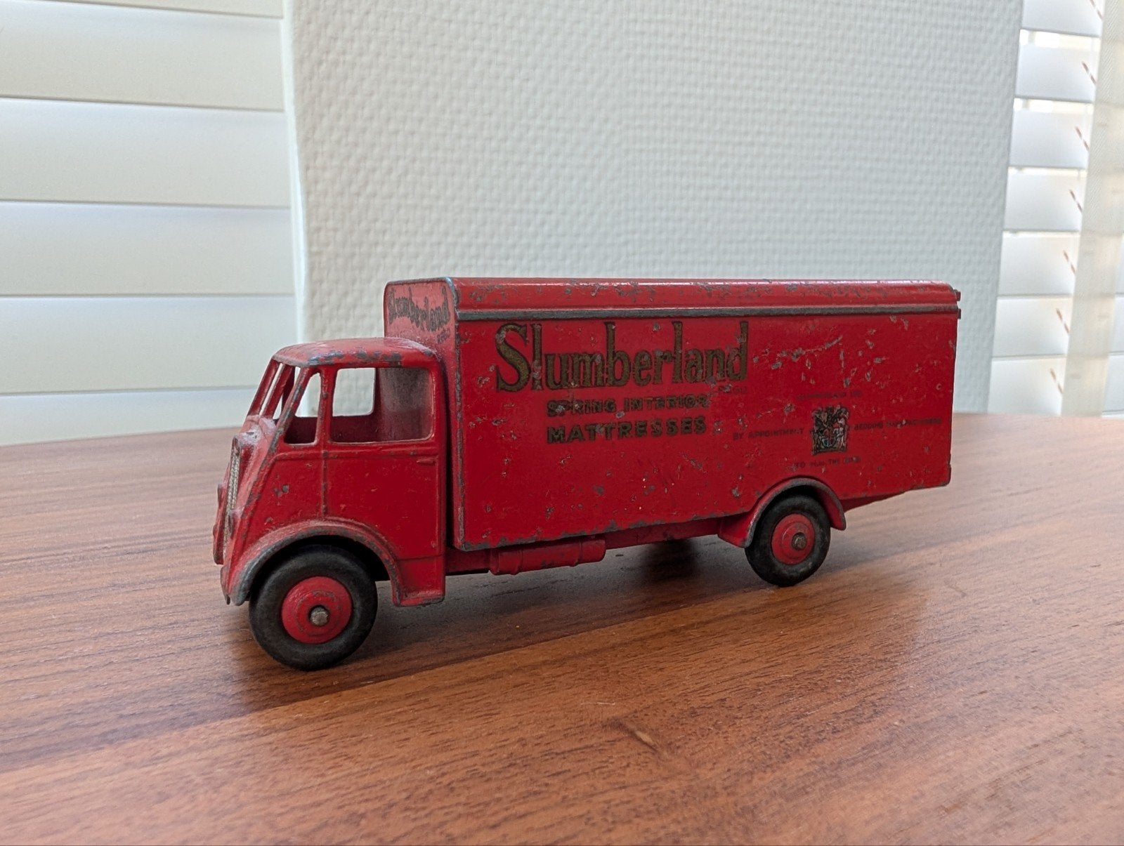 Dinky Supertoys 514 / 914 Guy "Slumberland", Hobby en Vrije tijd, Ophalen of Verzenden, Gebruikt, Bus of Vrachtwagen, Dinky Toys