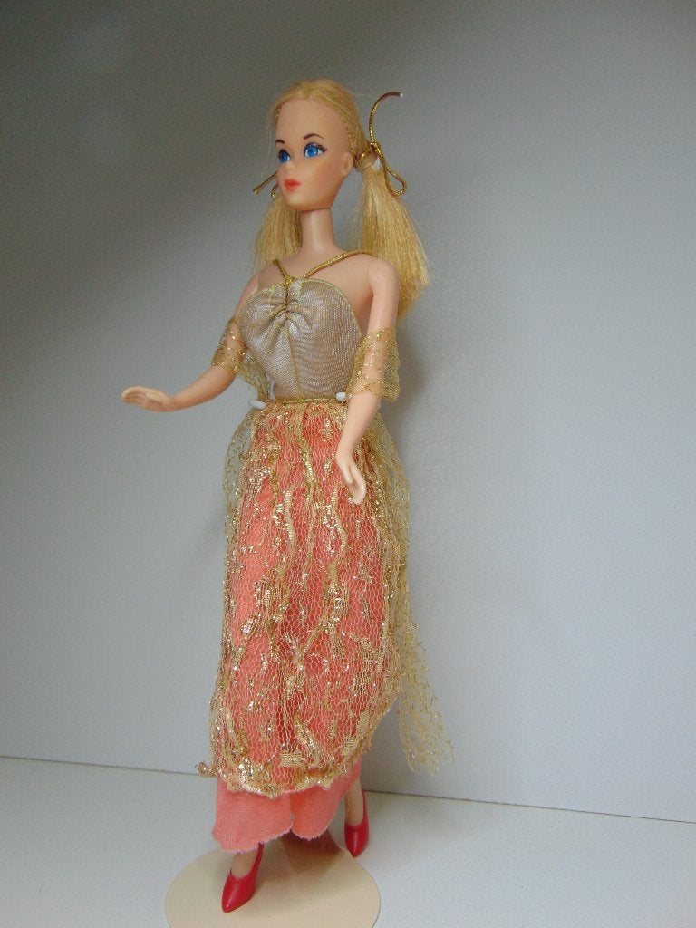 Partytime Barbie in originele jurk, Ophalen of Verzenden, Gebruikt, Pop