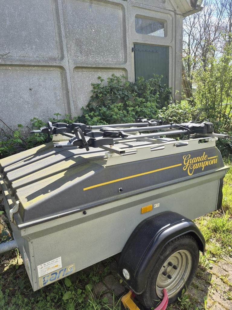 Saris aanhangwagen Grande Campioni met fietsrails, Ophalen, Gebruikt