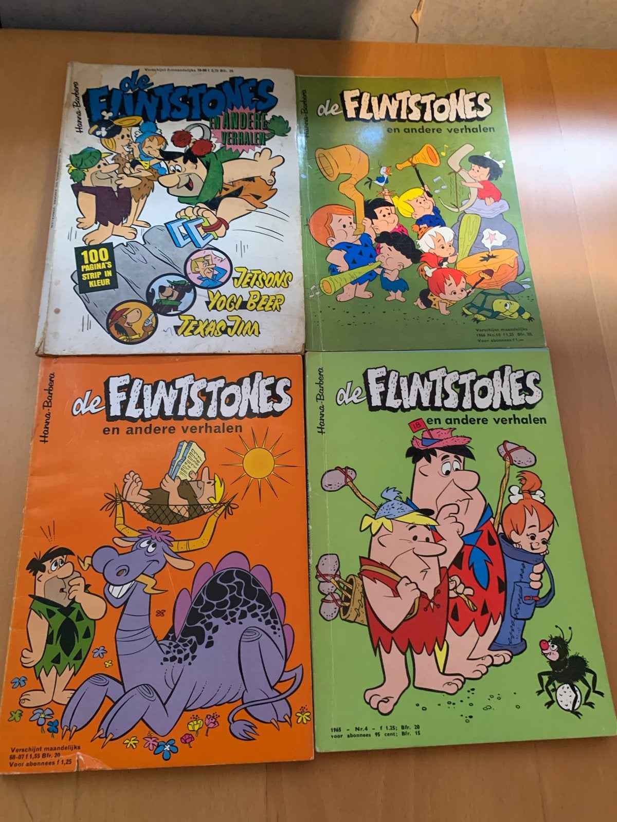 De Flintstones en andere verhalen - 4 stripboeken, Boeken, Stripboeken, Meerdere stripboeken, Ophalen of Verzenden, Gelezen