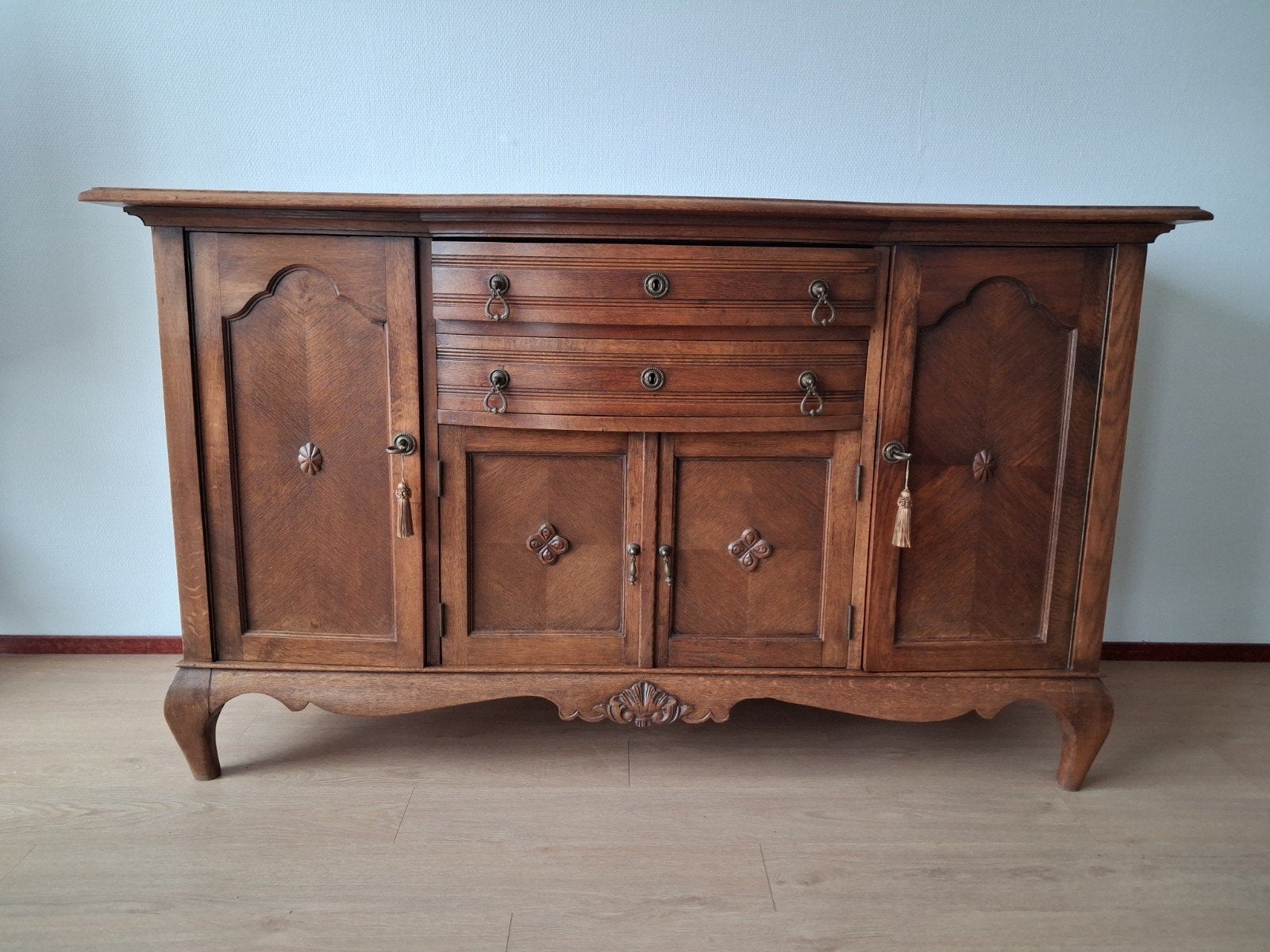 Dressoir Queen Ann / Louis XV, Ophalen, Gebruikt, 50 tot 75 cm, 150 tot 200 cm