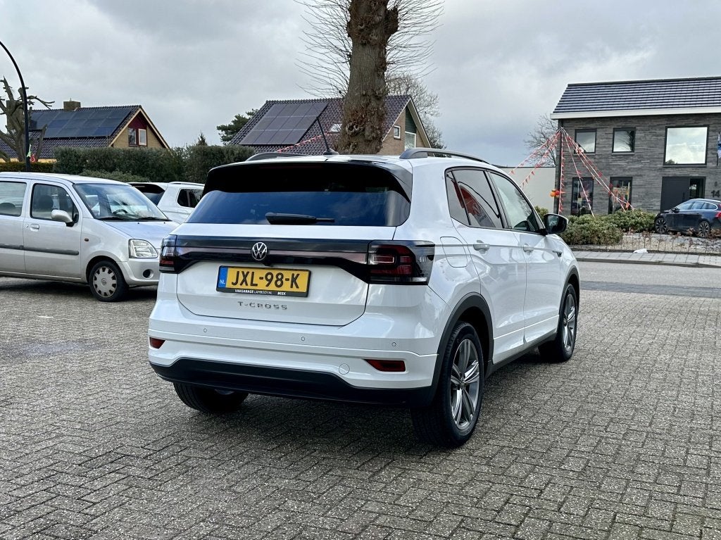 Volkswagen T-Cross 1.0 TSI R-Line 110PK DSG Automaat Camera, T-Cross, Gebruikt, Euro 6, Wit