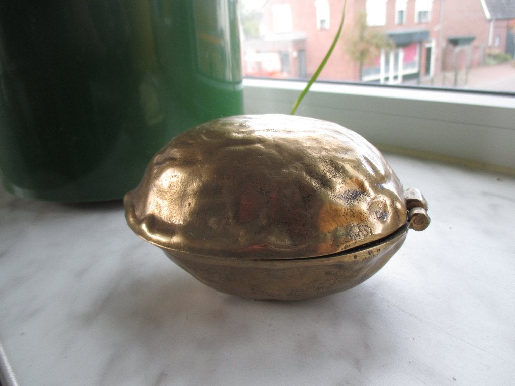 noten kraker jaren 70 design messing walnoot retro vintage, Verzamelen, Retro, Ophalen of Verzenden, Overige typen