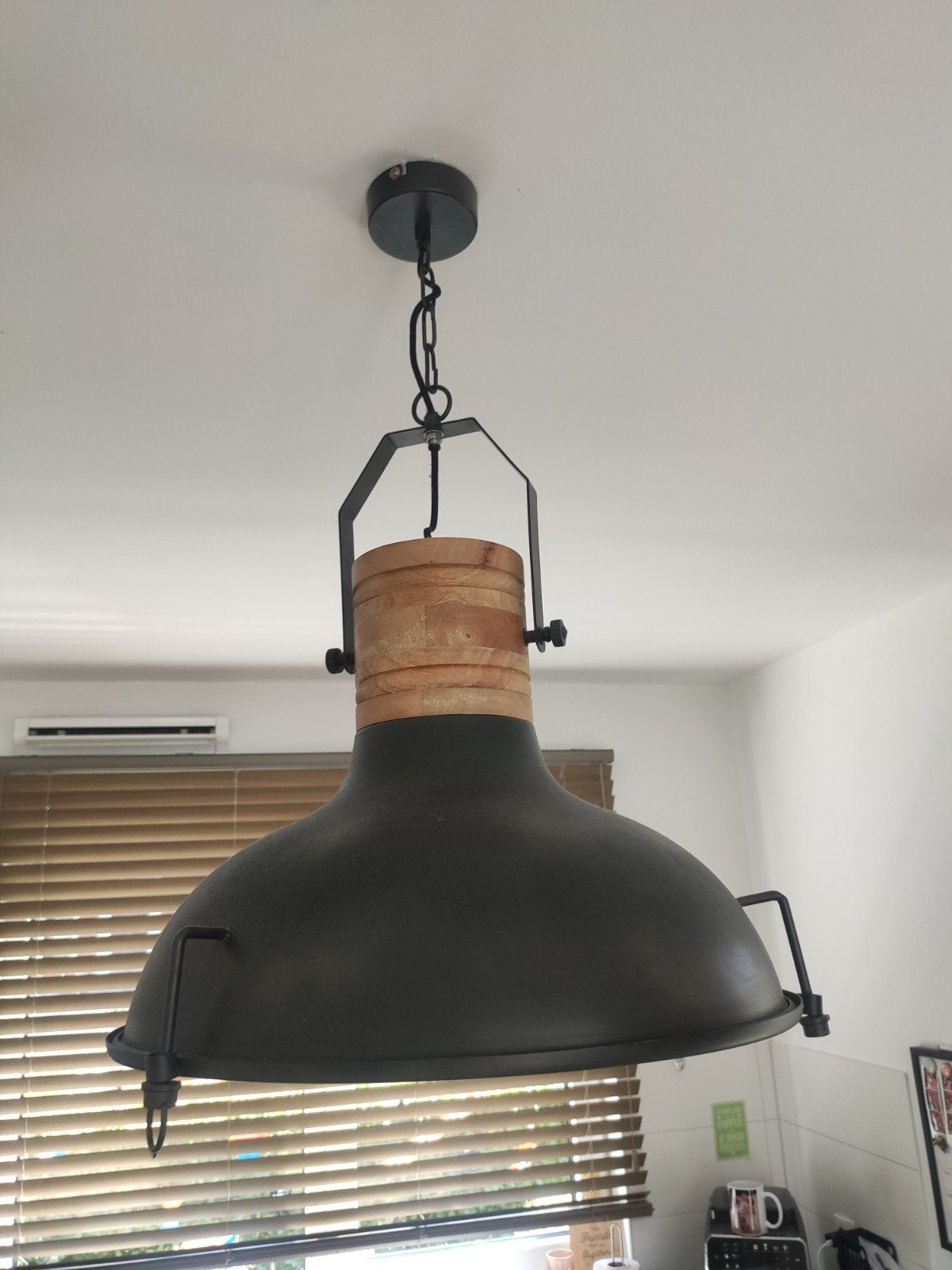 Twee industriële hanglampen te koop, Ophalen