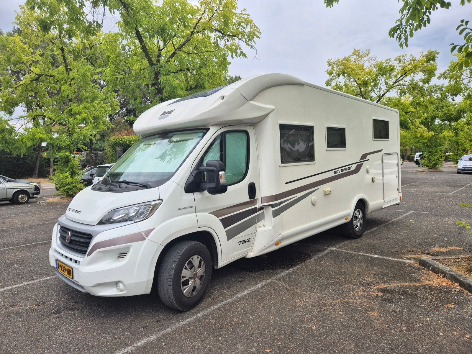 McLouis Sovereign 73G met 5 gordelplaatsen, Ringverwarming, Fiat, Particulier, Koelkast