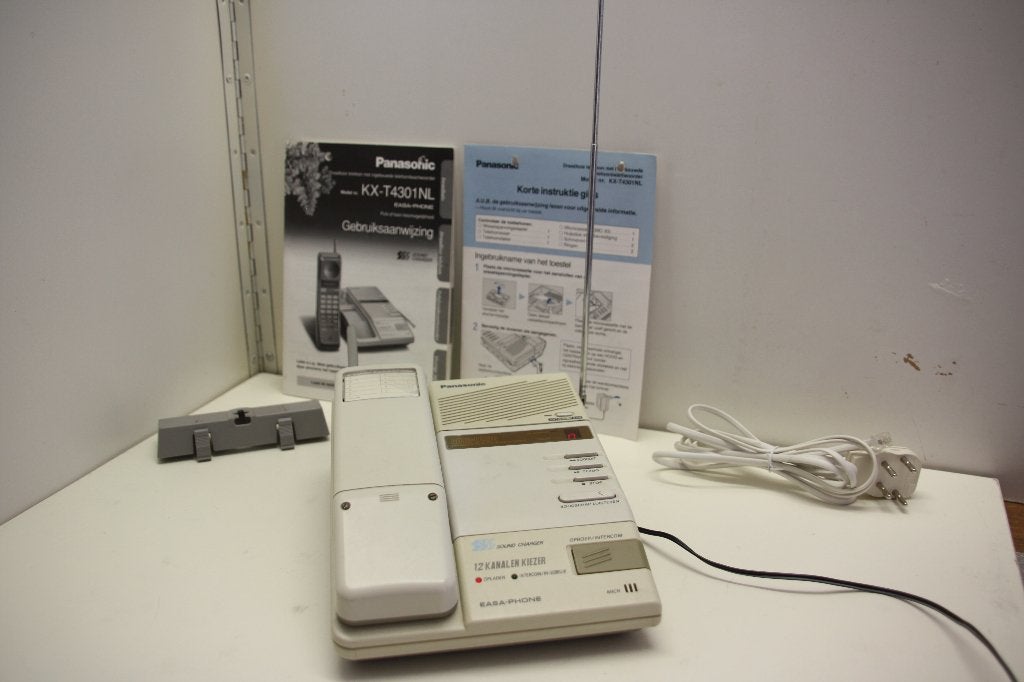 Panasonic KX-T4301NL draadloze telefoon met beantwoorder, Telecommunicatie, Vaste telefoons | Handsets en Draadloos, Ophalen of Verzenden