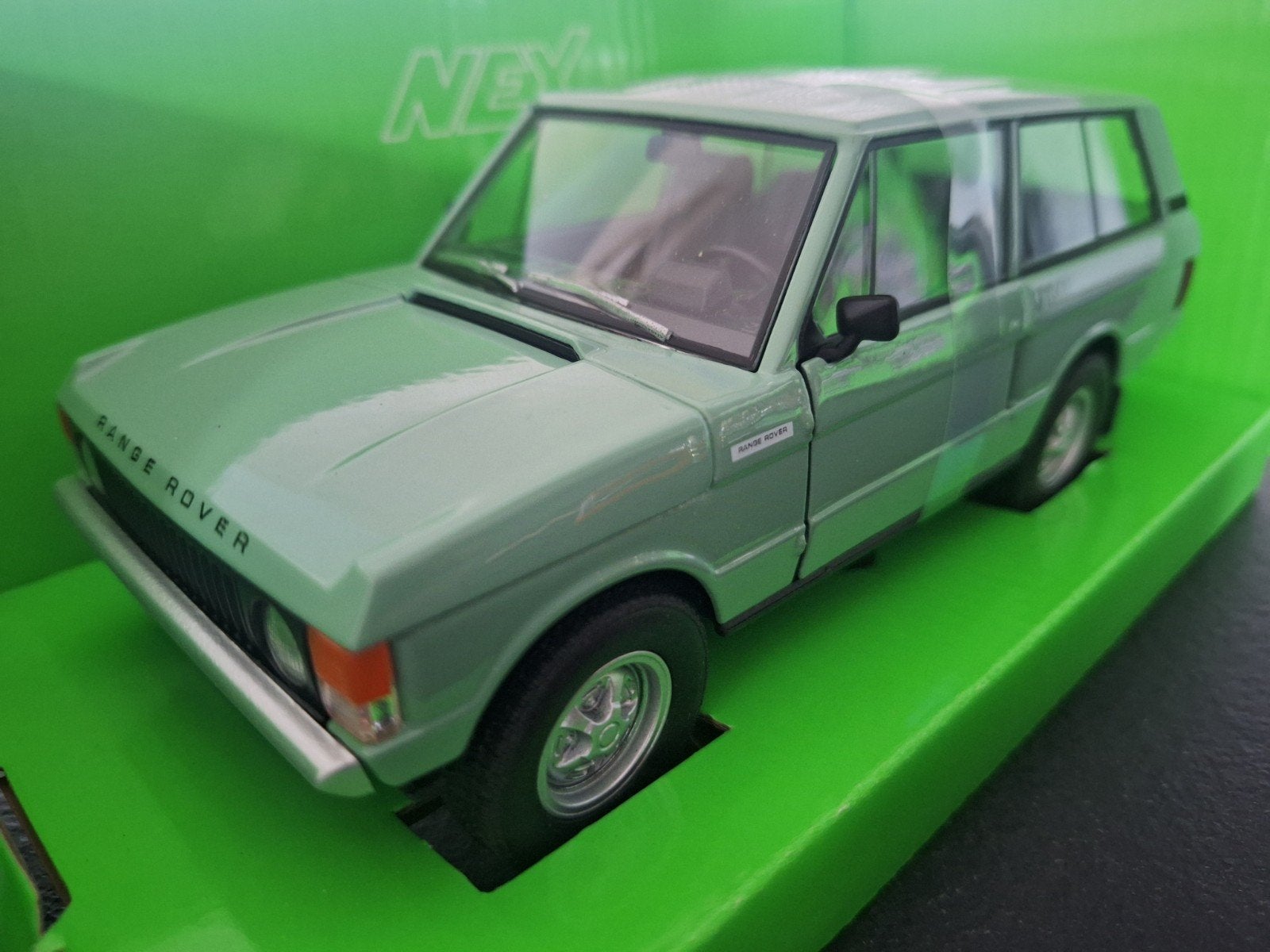 Landrover Range Rover 1970 Schaal 1:24, Hobby en Vrije tijd, Modelauto's | 1:24, Auto, Nieuw, Ophalen of Verzenden, Welly