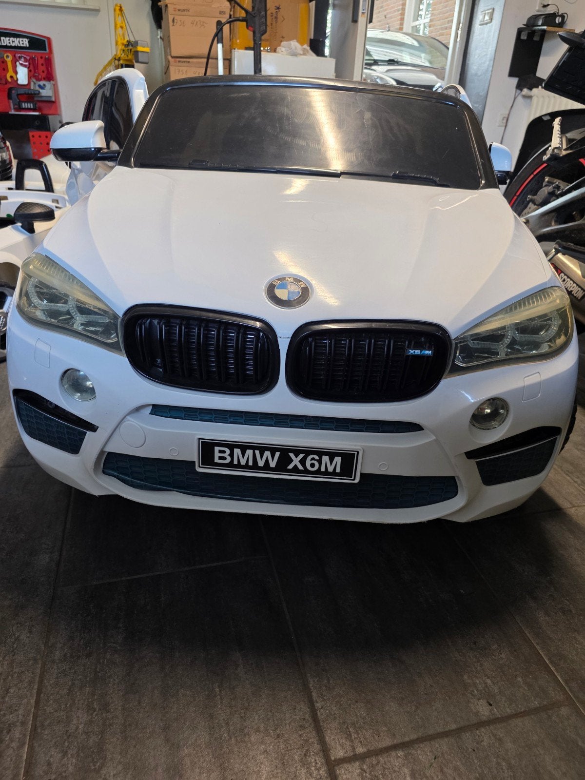 BMW X6M Elektrische Kinderauto 2 persoons, Ophalen of Verzenden, Gebruikt