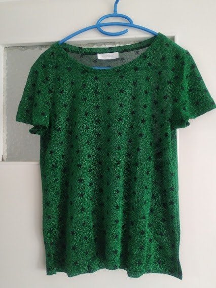 Ambika groen doorschijnend glitter shirt met sterren, Ophalen of Verzenden, Zo goed als nieuw, Korte mouw, Maat 36 (S)
