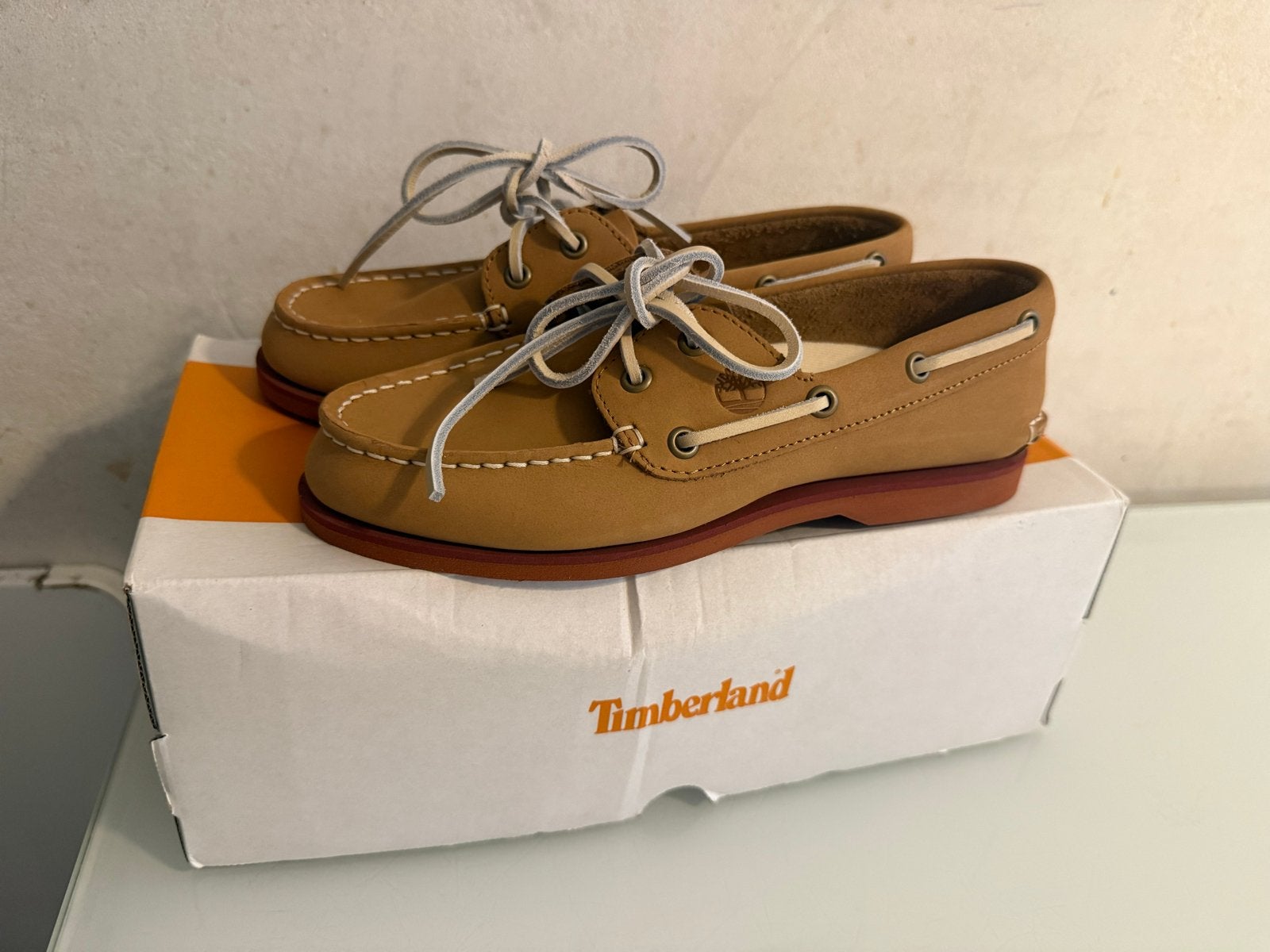 Timberland bootschoenen maat 37 nieuw, Ophalen of Verzenden, Zo goed als nieuw, Bruin, Instappers