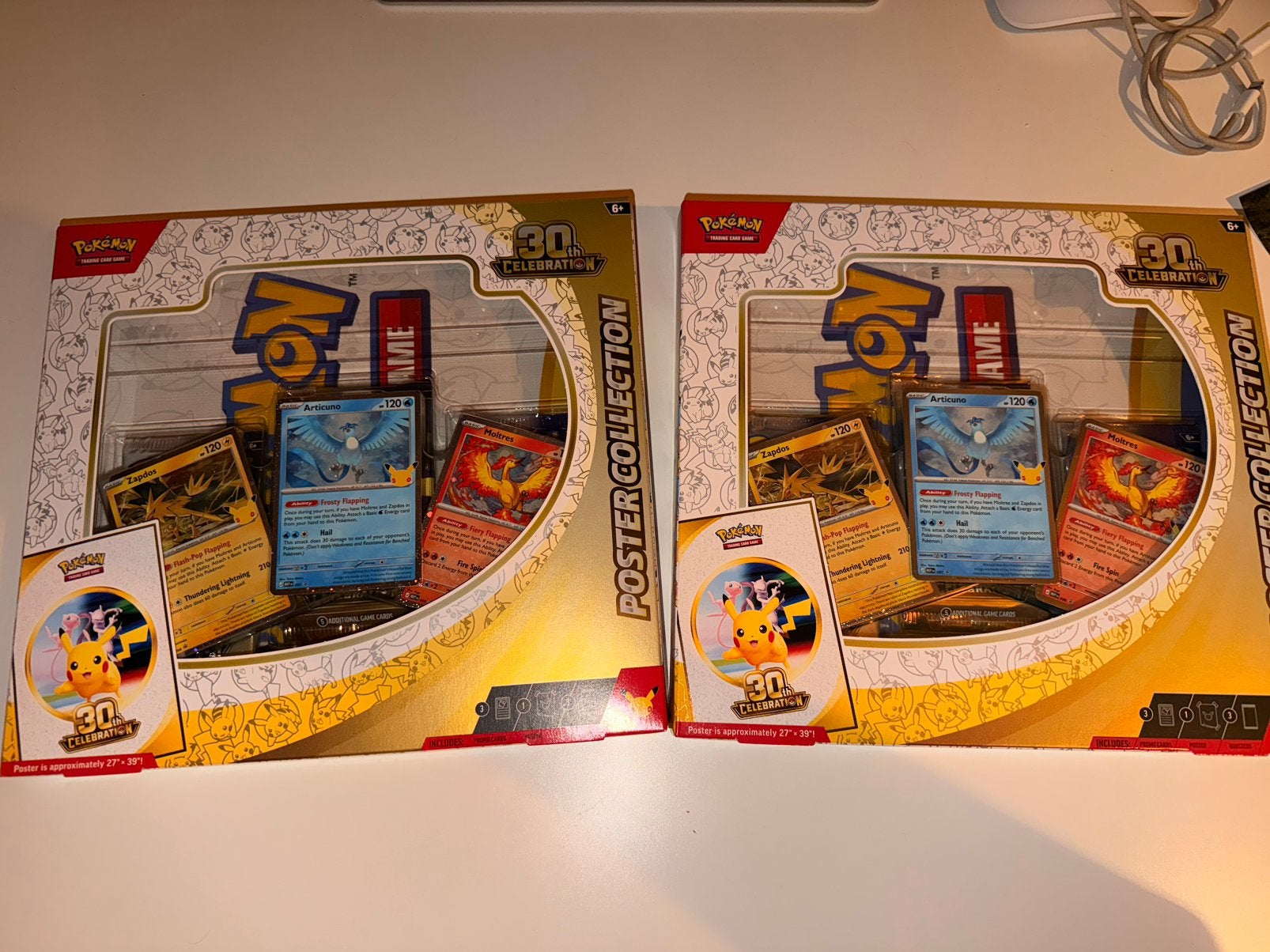 Pokemon 30th Anniverary Poster Collection, Ophalen of Verzenden, Nieuw, Booster, Foil