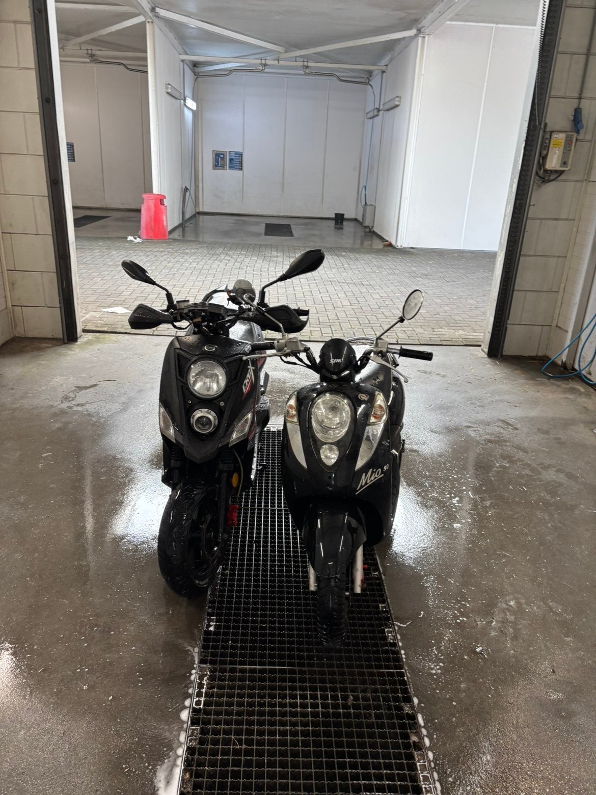 Sym orbit 2 en sym mio bijde ophalen voor 650, Ophalen of Verzenden, Benzine