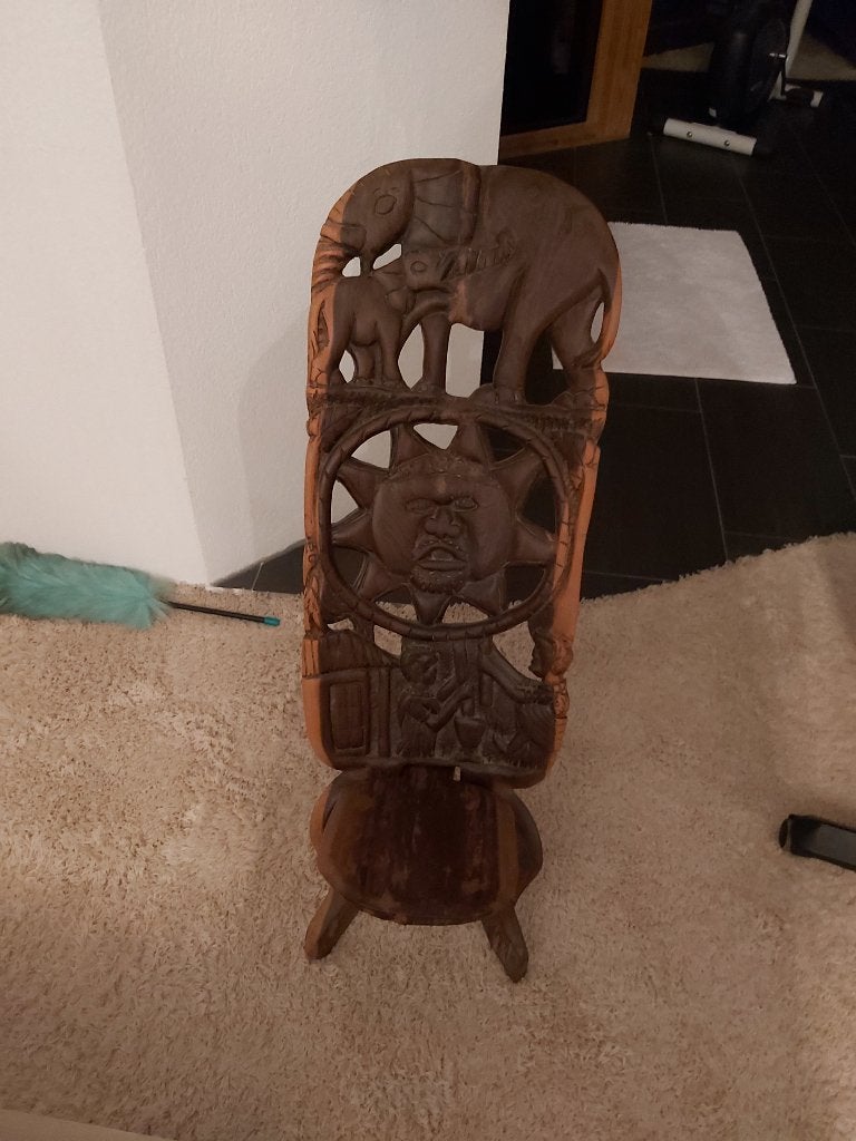 Handgesneden Afrikaanse vouwstoel met olifanten en zon, Gesneden, Bruin, Afrika, 60 cm