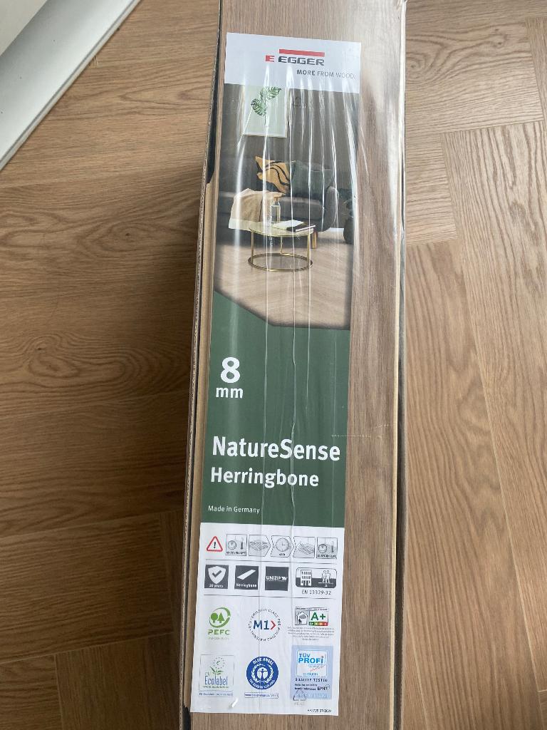 Vissengraat laminaat, Ophalen, Bruin, Nieuw, Minder dan 10 m²