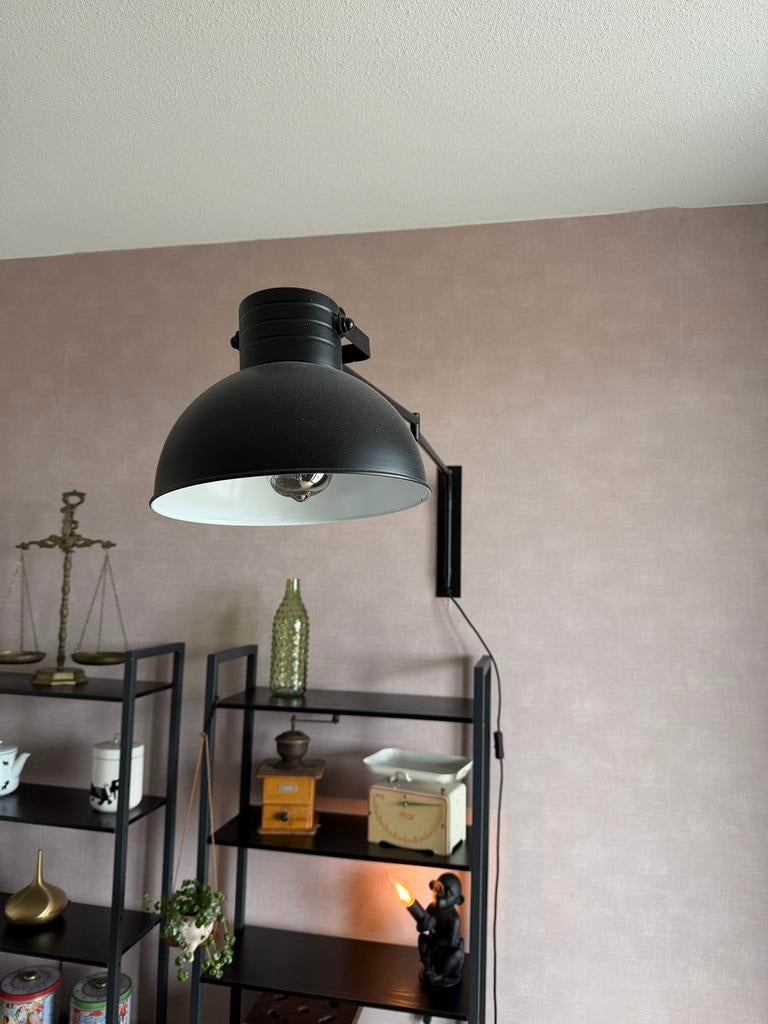 Wandlamp zwart, Ophalen, Gebruikt