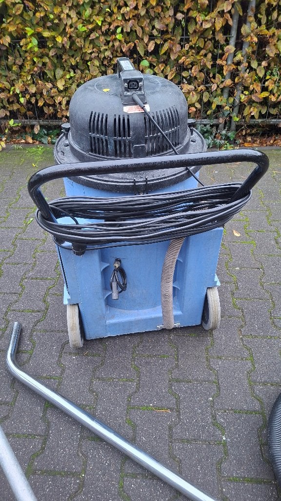 Professionele en industiele numatic wvd1500 water stofzuiger, Ophalen, ., Zo goed als nieuw, .