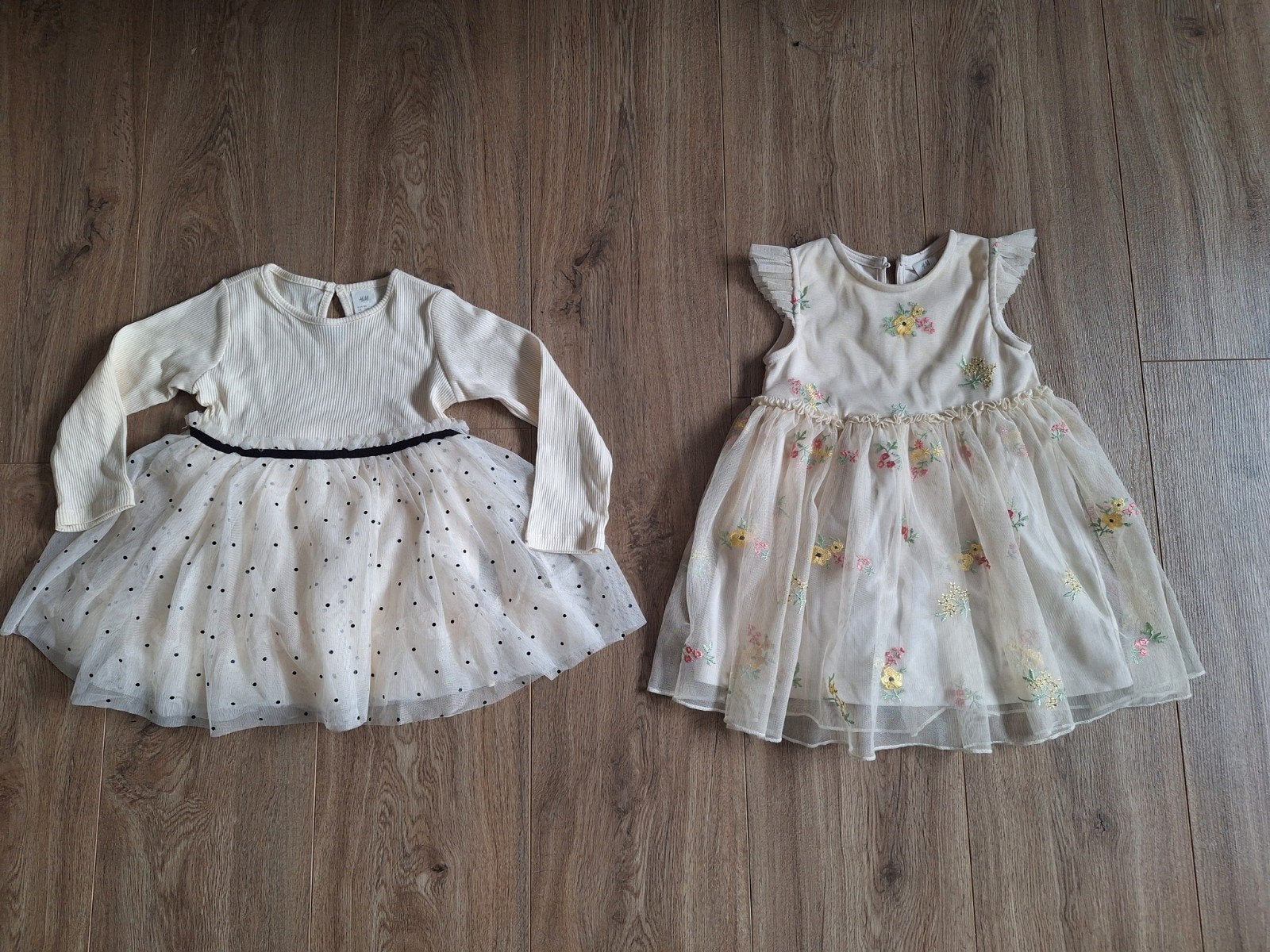 Leuke jurkjes maat 80, Kinderen en Baby's, Babykleding | Maat 80, Meisje, Jurkje of Rokje, Ophalen of Verzenden, H&M.