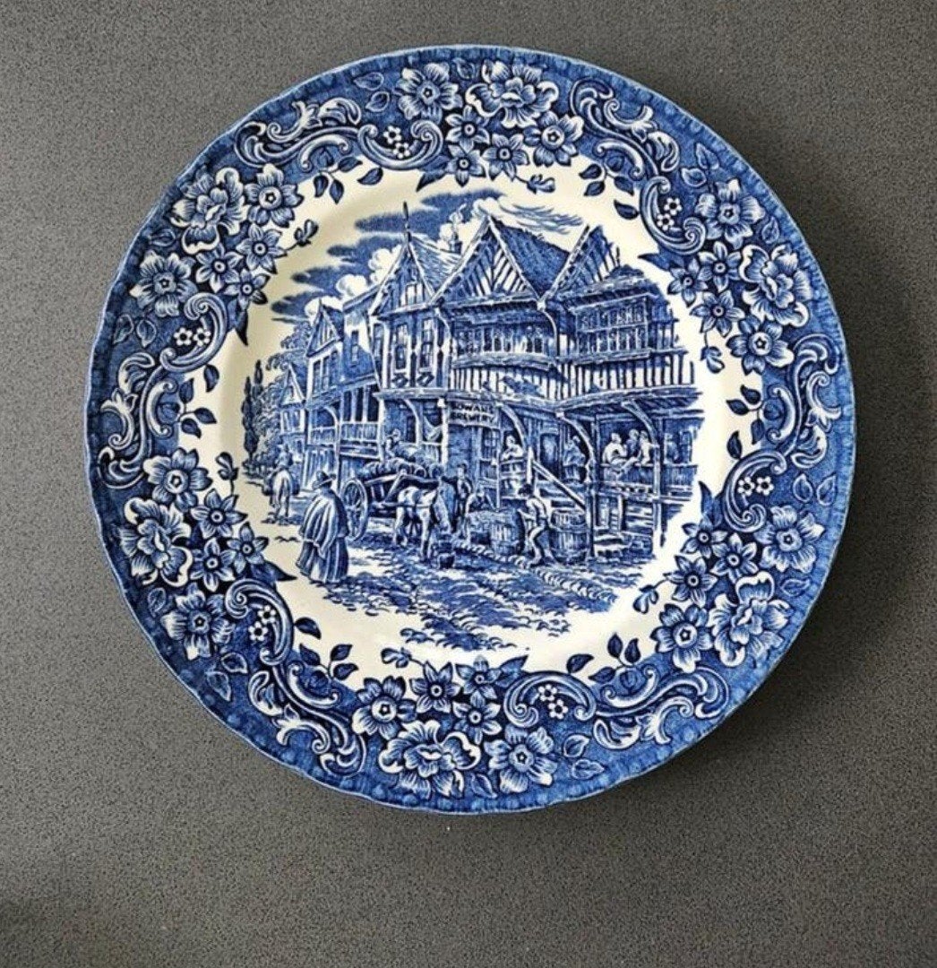 Vintage Royal Tudor Ware bord - The Green Dragon, Antiek en Kunst, Ophalen of Verzenden