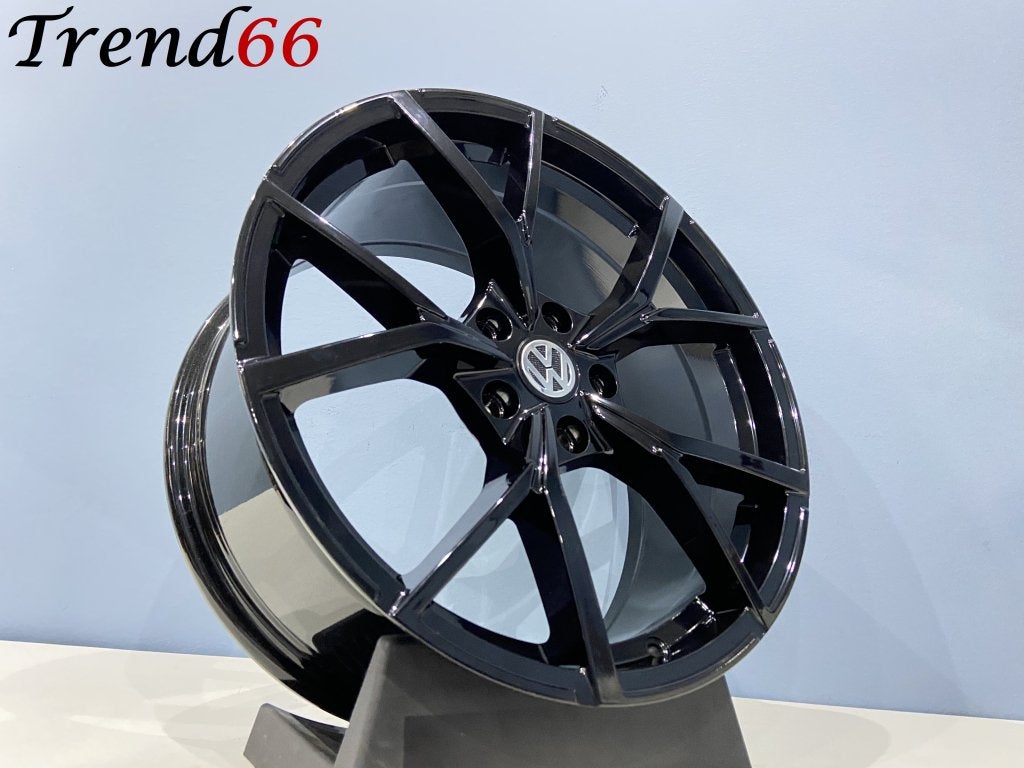 5x100 18'' Estoril Velgen Vw Polo 6R 6C 2G Fabia Ibiza A1, Auto-onderdelen, Banden en Velgen, Niet ingevuld, 18 inch, 215 mm, Velg(en)